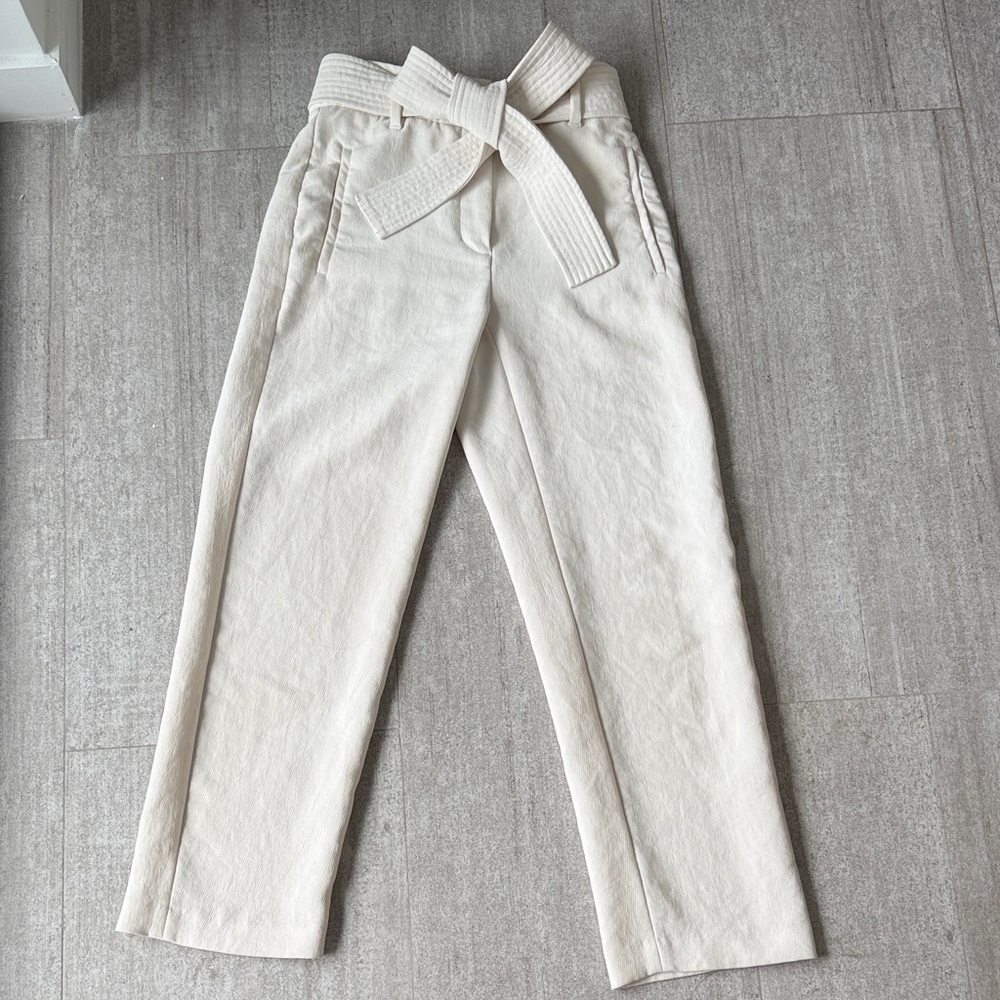 Ariztia Ecru Wilfred pants size 00 | Quiet Luxury Capsule Wardrobe
